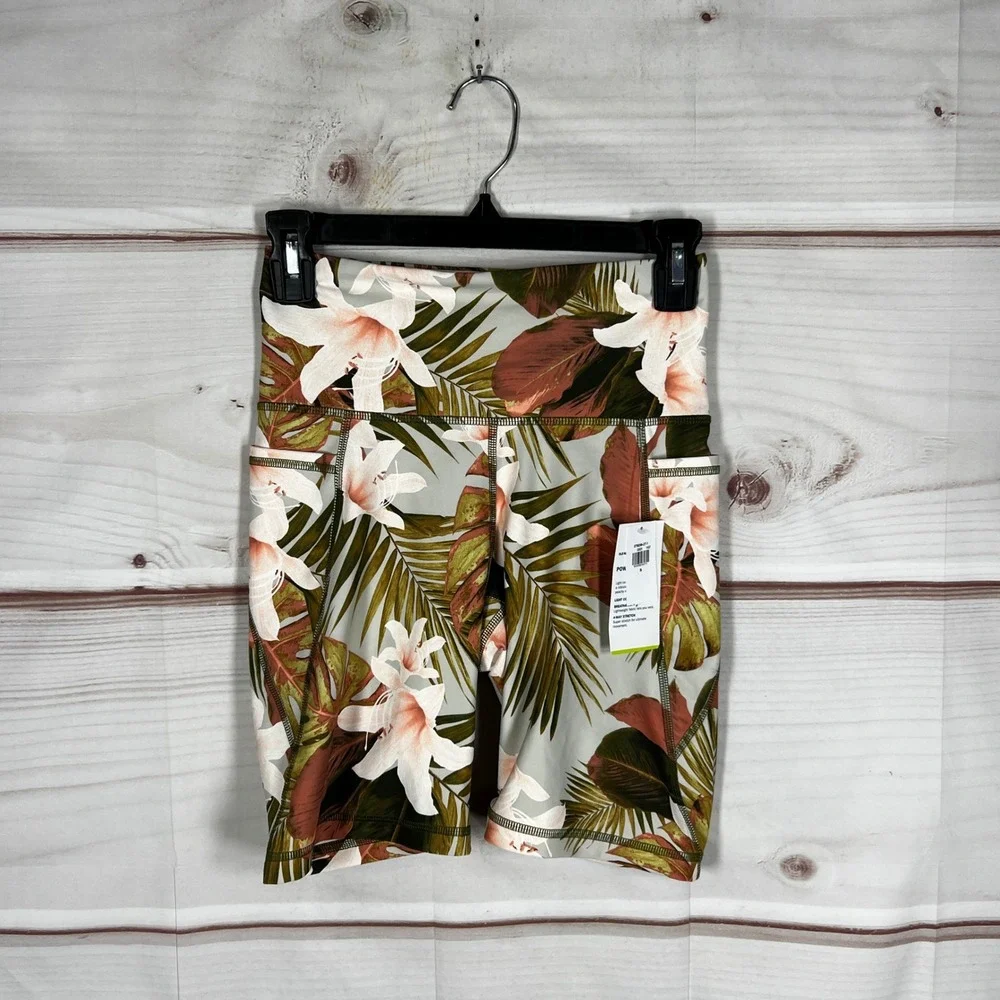 Old Navy Active Powersoft Bike Shorts Women Small Green Floral Stretch Pockets